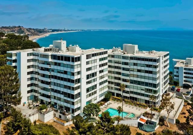 Foto principal - 17352 W Sunset Blvd