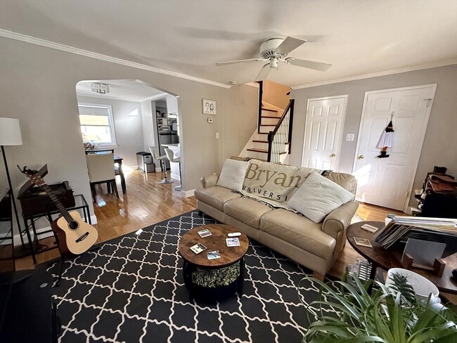 Building Photo - 31 York Ave