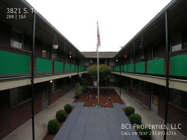 Building Photo - 3821 S Thompson Ave