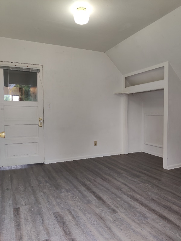 Foto del edificio - 4409 5th Ave NE