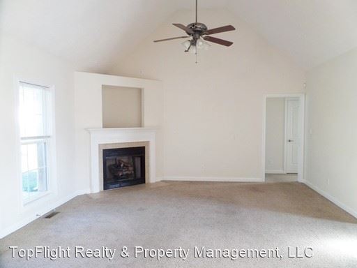 Building Photo - 3 br, 2 bath House - 1371 Mountain Way