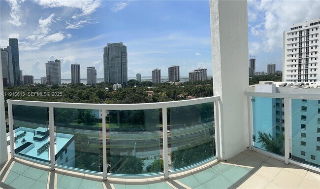 Foto del edificio - 1723 SW 2nd Ave