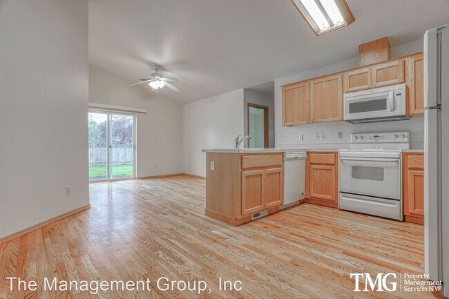 Foto del edificio - 3 br, 2 bath House - 5107 NE 129th Avenue