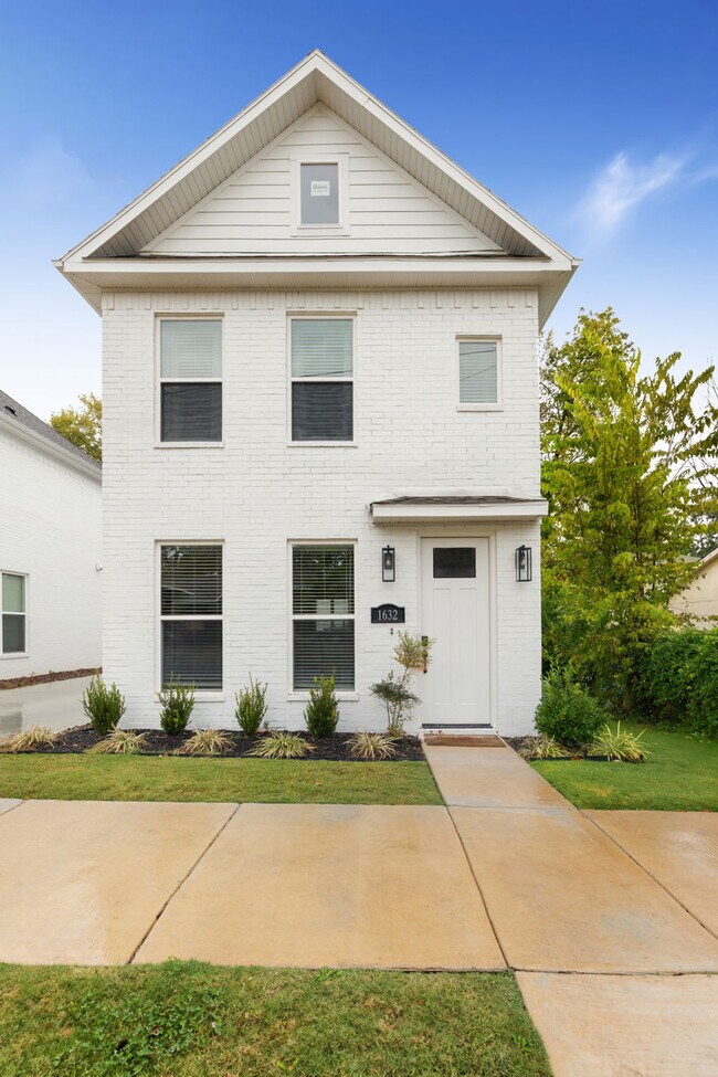 Foto del edificio - 1632 Neptune St