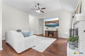 Building Photo - 2804 Bluejay Dr