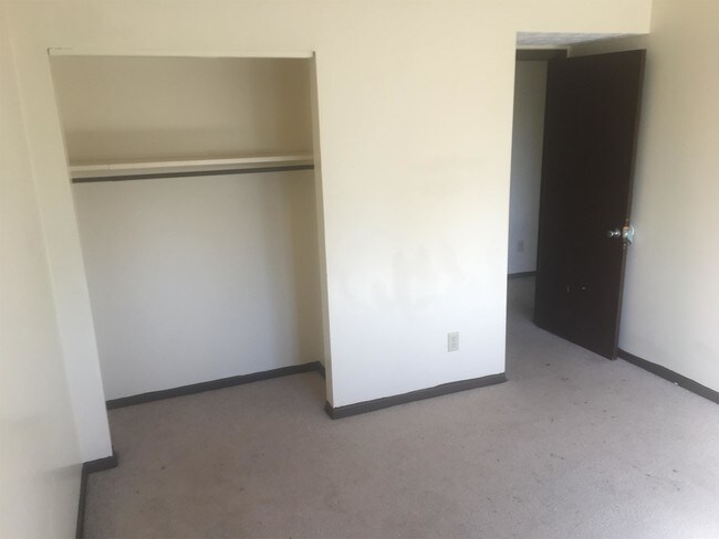 Building Photo - 500 Bowie Dr