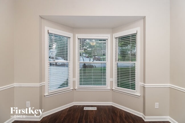 Building Photo - 3612 River Lake Ct