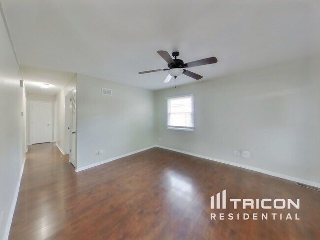 Foto del edificio - 3937 Dartmouth Ave N