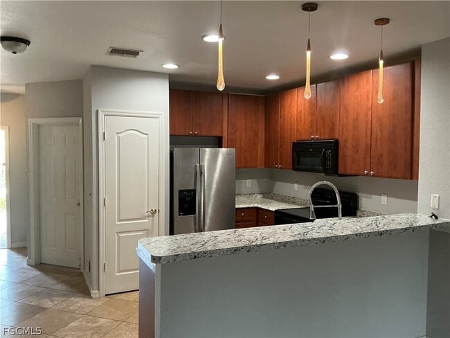 Foto del edificio - 8667 Athena Ct