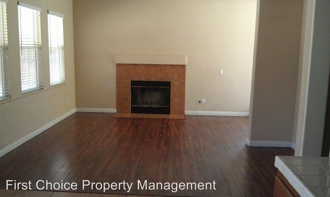 Foto del edificio - 3 br, 2 bath House - 22361 Witchhazel Ave