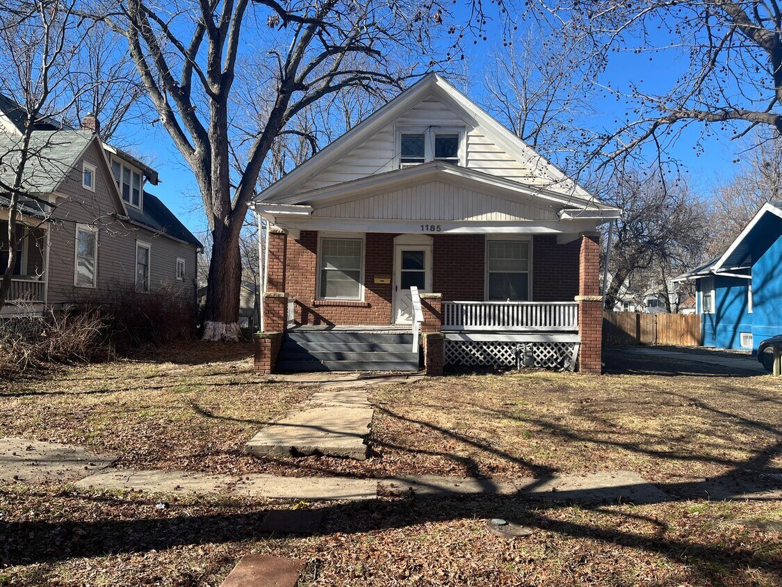 1185 SW Woodward Ave, Topeka, KS 66604 House Rental in Topeka, KS