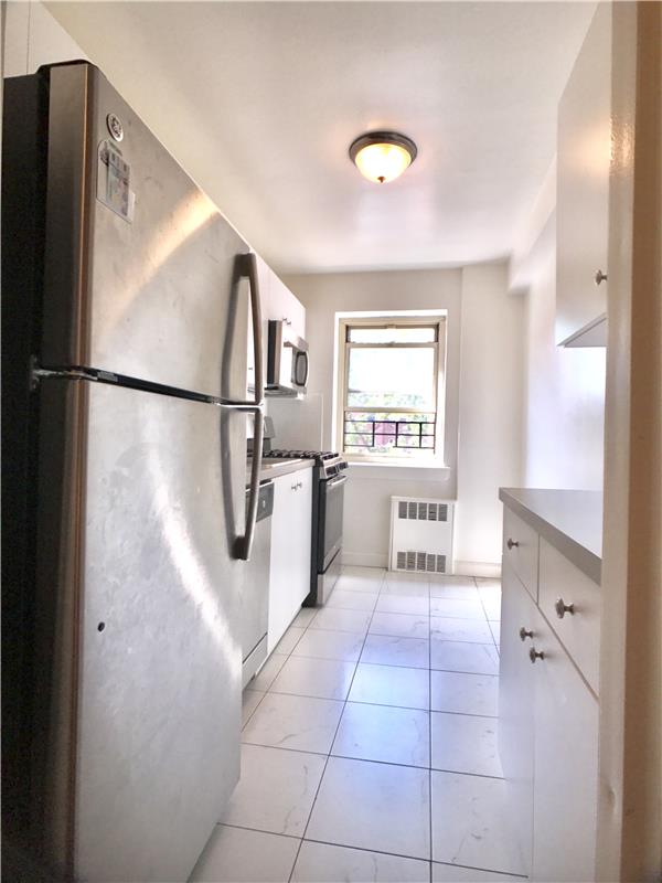 Foto del edificio - 8208 135th St