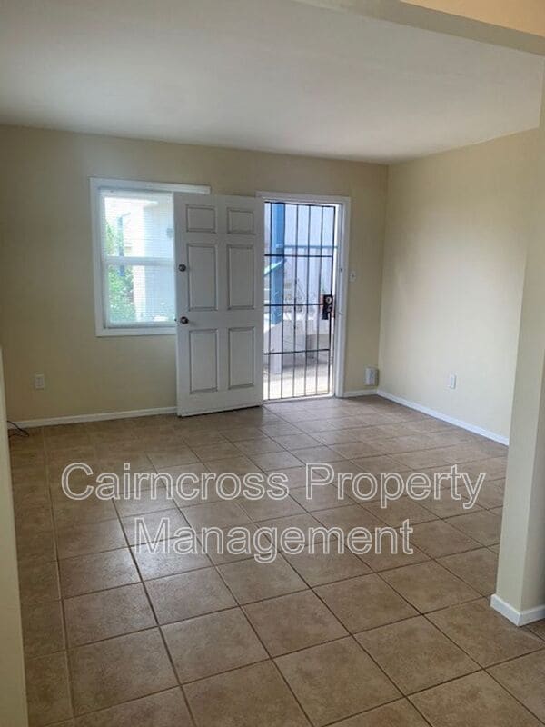 Building Photo - 4057 Morrell St