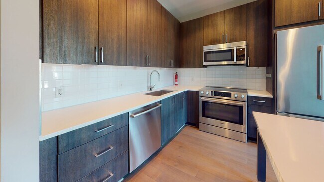 Foto del edificio - Capitol Hill-Modern & Sleek One Bedroom Plus Large Office Space, Parking Included, Pets Welcomed,...