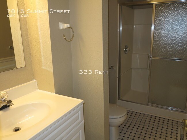 Foto del edificio - FREE RENT - MOVE-IN SPECIAL!