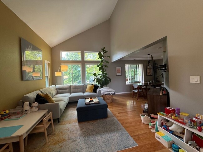 Building Photo - Modern 3-Bed, 2.5-Bath with Open Floor Pla...