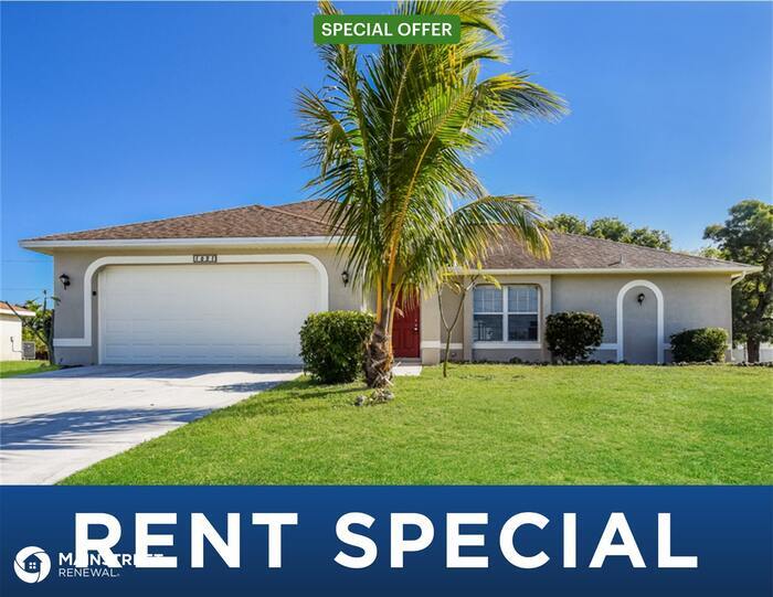Primary Photo - 1031 NE 13th Ave, Cape Coral, FL 33909