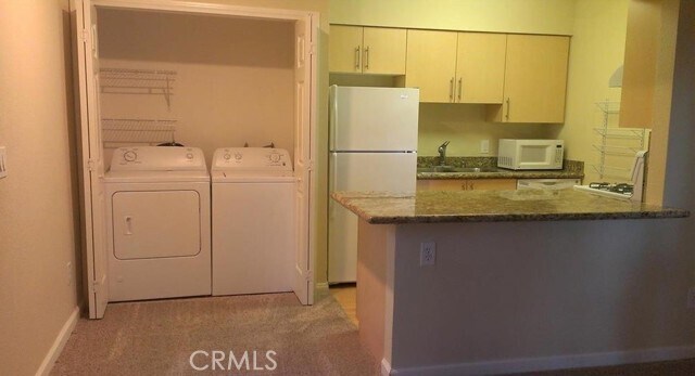 Building Photo - 2085 Highpointe Dr