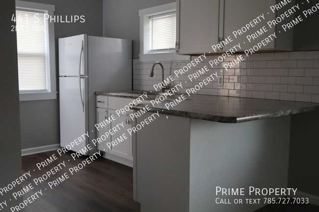 Foto del edificio - 441 S Phillips-