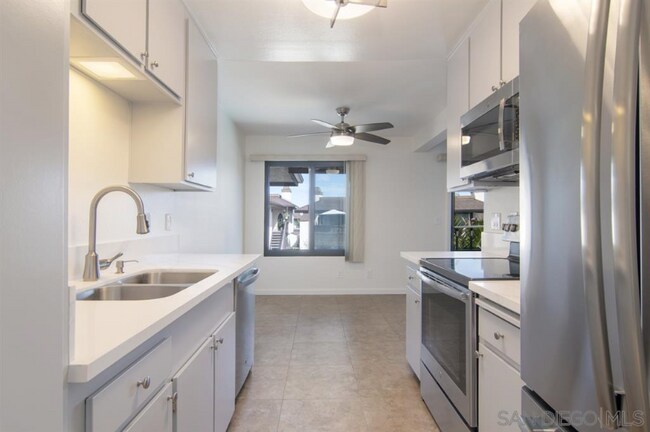 Foto del edificio - 3825 Leland St