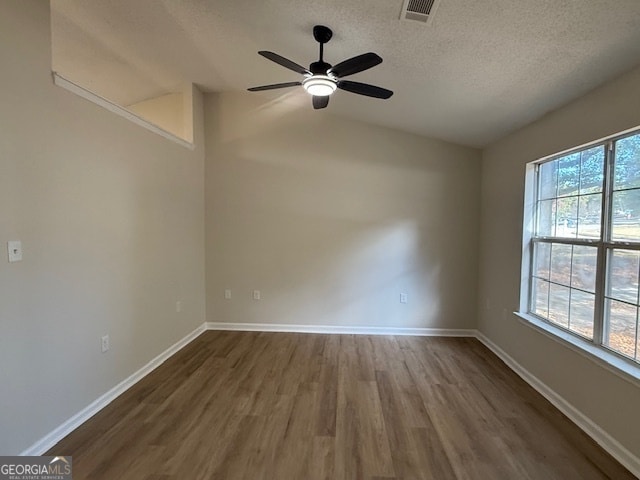 Building Photo - 273 Village Dr