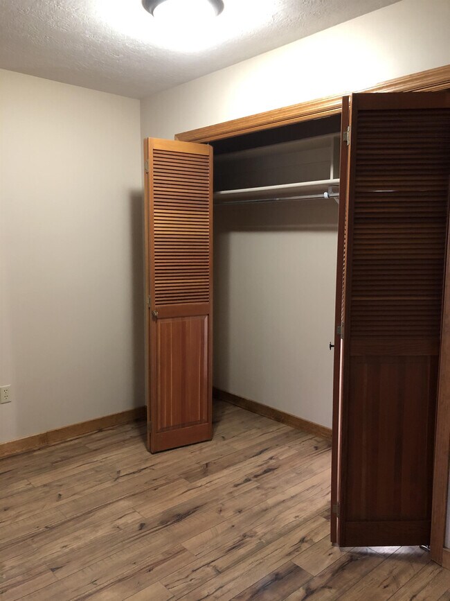 Foto del edificio - 1712 W Olive St
