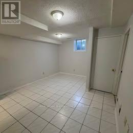 Building Photo - 5243 Heatherleigh Ave