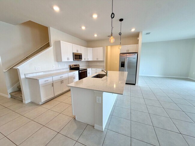 Building Photo - 9232 Bonita Mar Dr