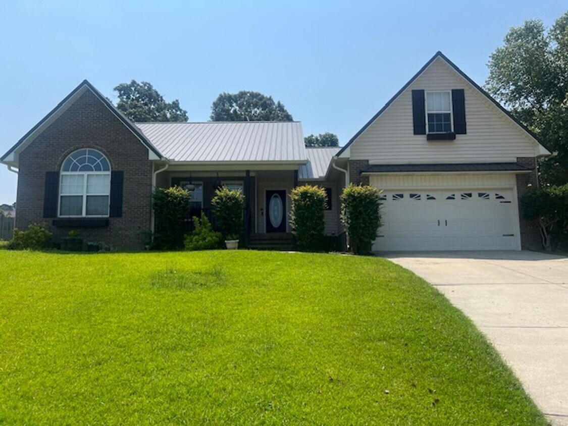 Foto principal - 436 Chester Lake Pl