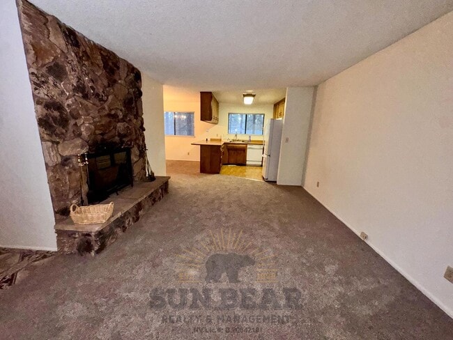 Building Photo - 3 Bedroom Mill Creek Home Available Now!