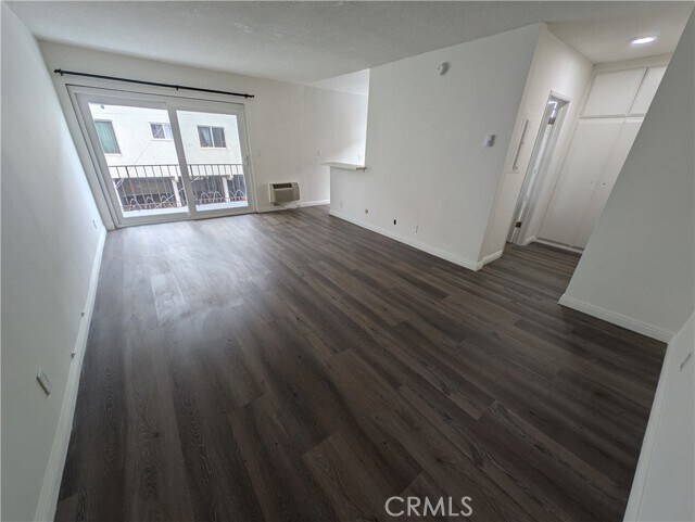 Building Photo - 336 N Berendo St