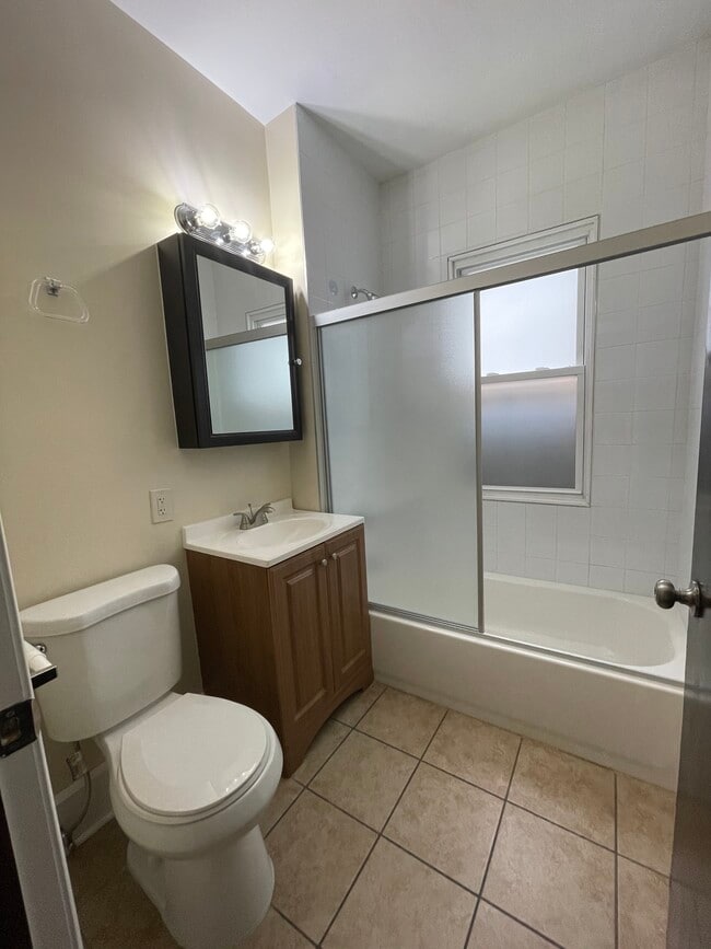 Building Photo - 2723 N 36th St