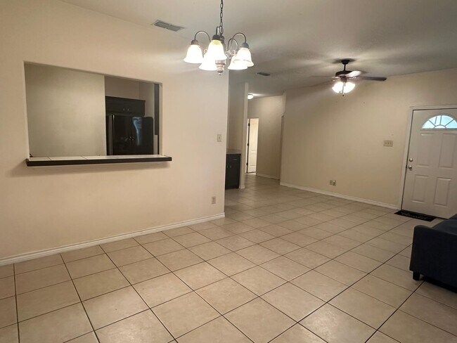 Building Photo - 9804 Cantera Ct
