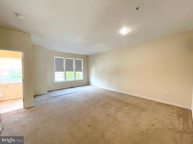 Building Photo - 22710 Bayside Way