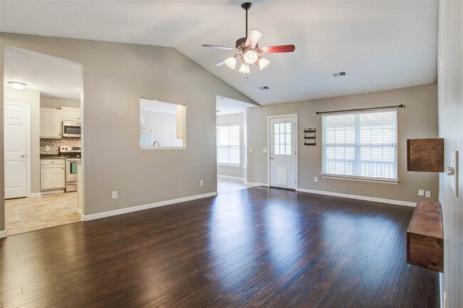 Building Photo - 414 Stephanie Drive, Goose Creek, SC 29445...