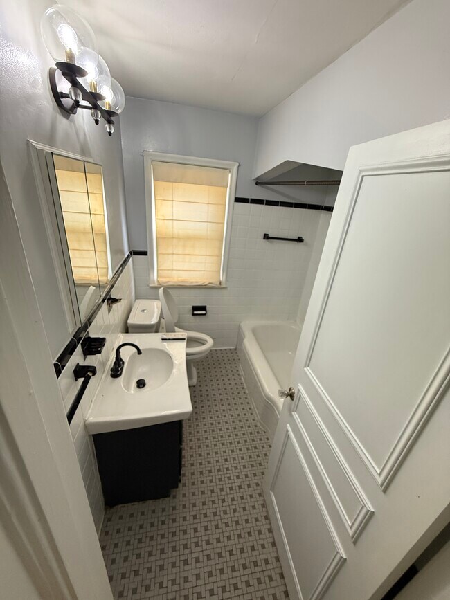 Foto del edificio - 8225 Grayfield St