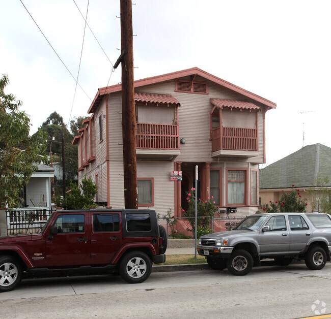 Building Photo - 441-443 Solano Ave