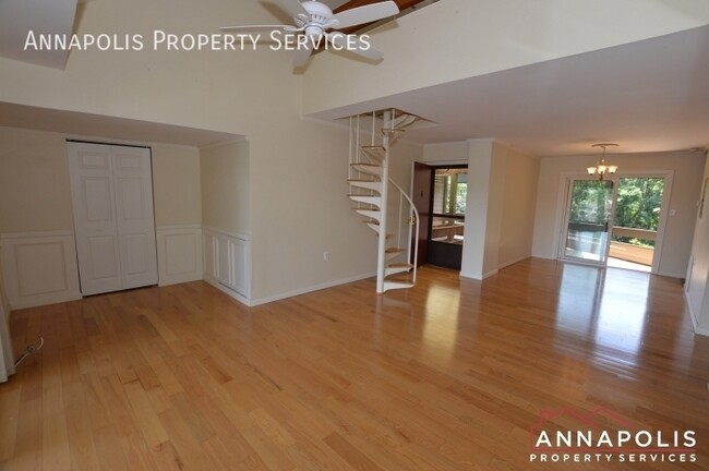 Building Photo - 10 president point dr unit a3