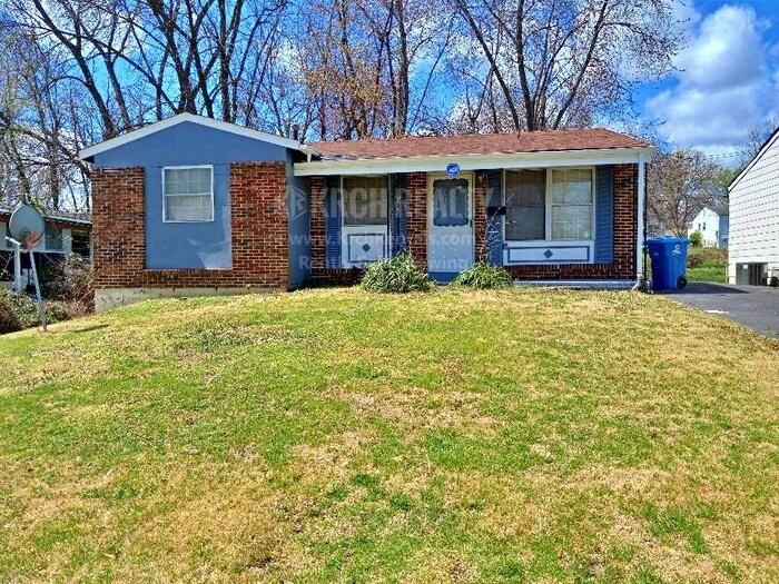 Super nice 3 bedroom, 2 bathroom home! House for Rent in Moline Acres, MO