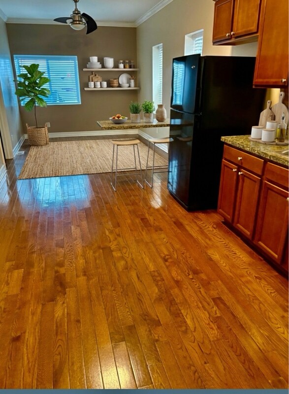 Foto del edificio - 469 Tacoma Ave