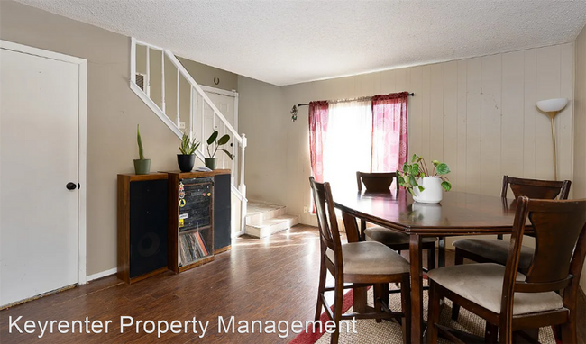 Building Photo - 3 br, 2 bath House - 5612 S Detroit Pl