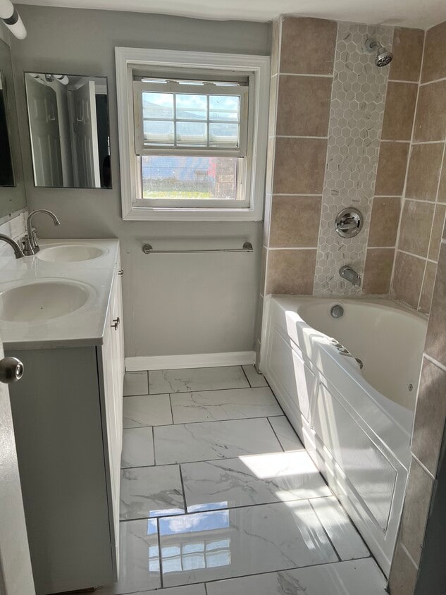 Foto del edificio - 913 S Hinde St