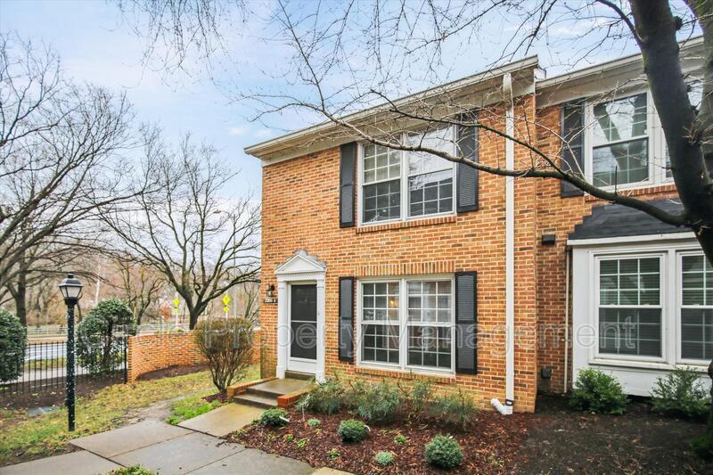 2500A S Arlington Mill Dr Unit 1, Arlington, VA 22206 Condo for Rent in Arlington, VA