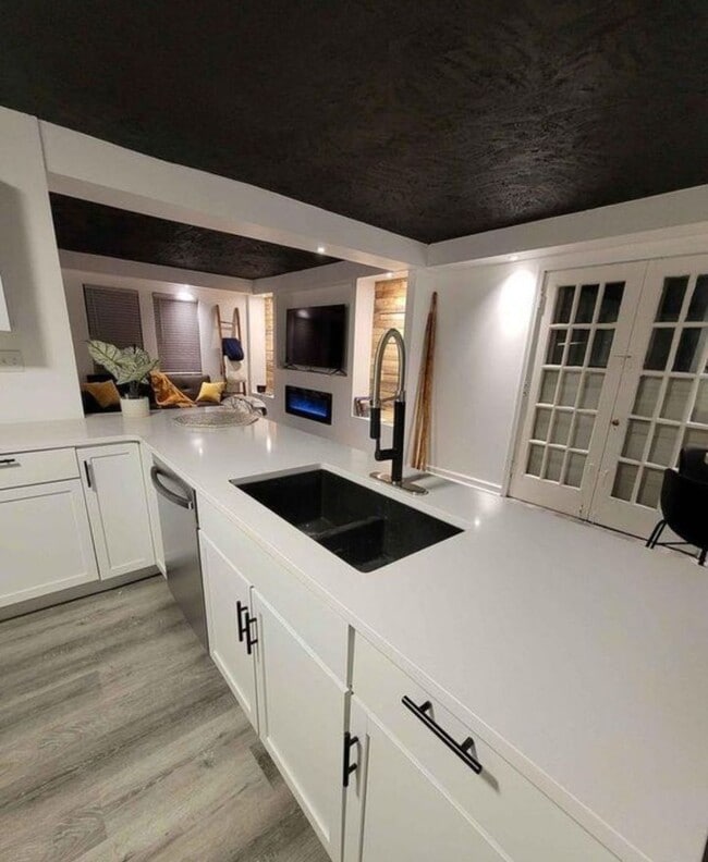 Building Photo - Spacious Two Bedroom Home in Benson!
