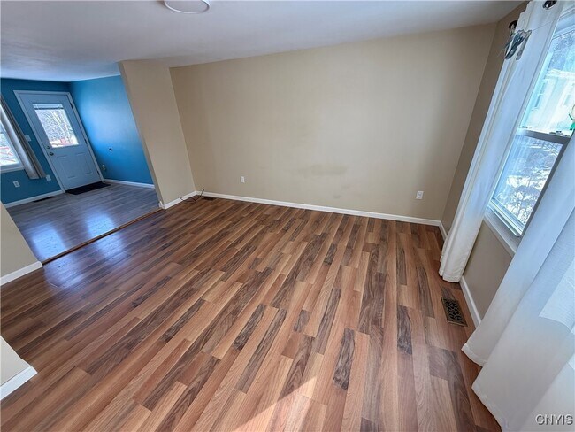 Foto del edificio - 8497 Chinkapin Cir