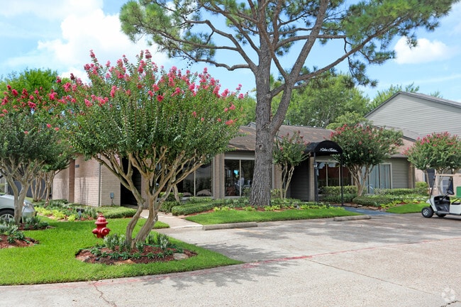 The Lakes At Madera Apartmentsnull