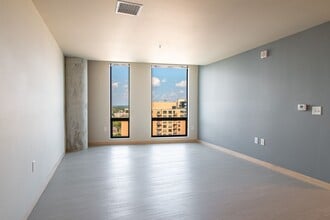Interior Photo - NoVo