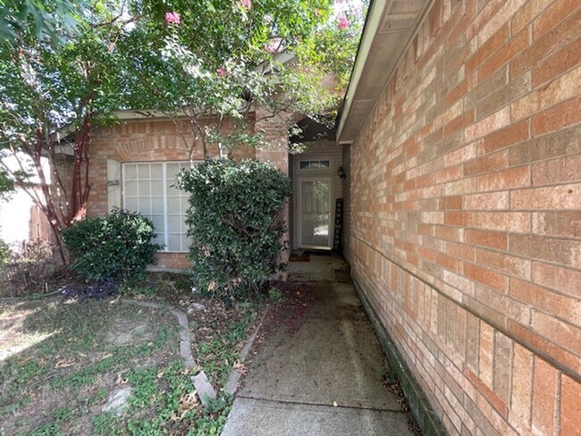 Building Photo - 5424 Kingsknowe Pkwy