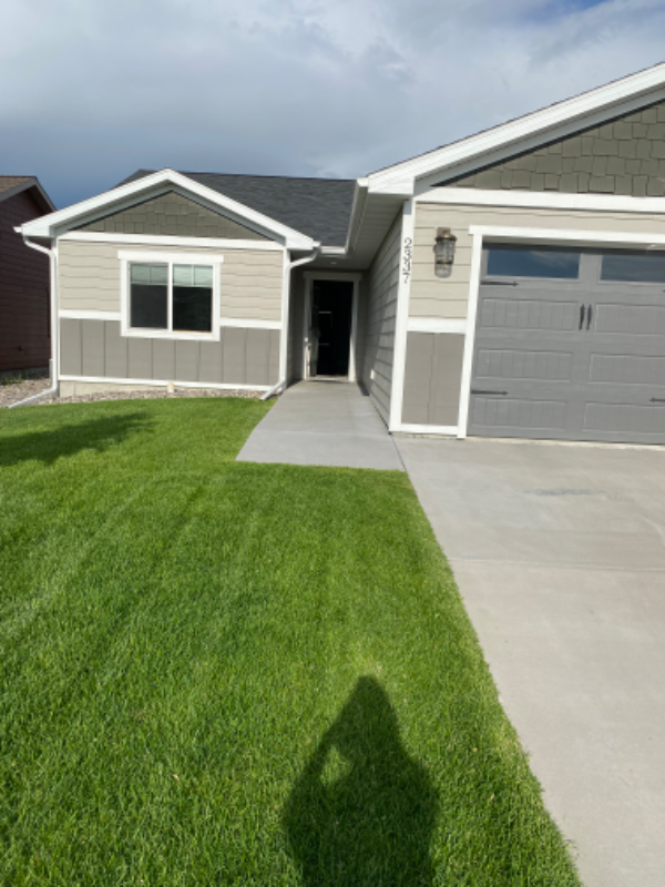 Primary Photo - 2337 Gleneagles Blvd