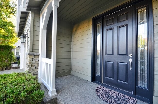 Foto del edificio - Elegant 4BR Murray Franklin Home in Fernwood Hills | EV Charger | Northshore Schools